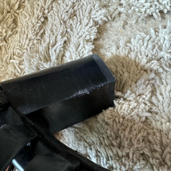 Vionic Sami Leather Gladiator Style Ankle Strap Block Heel - Size 8 - Picture 6 of 6